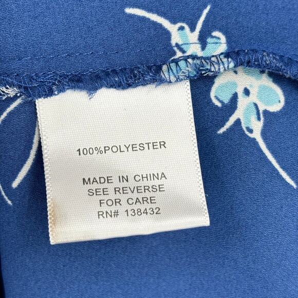 Modcloth Blouse Top Semi Sheer Cap Sleeve Covered Buttons Blue Floral Size 1X - Picture 11 of 12